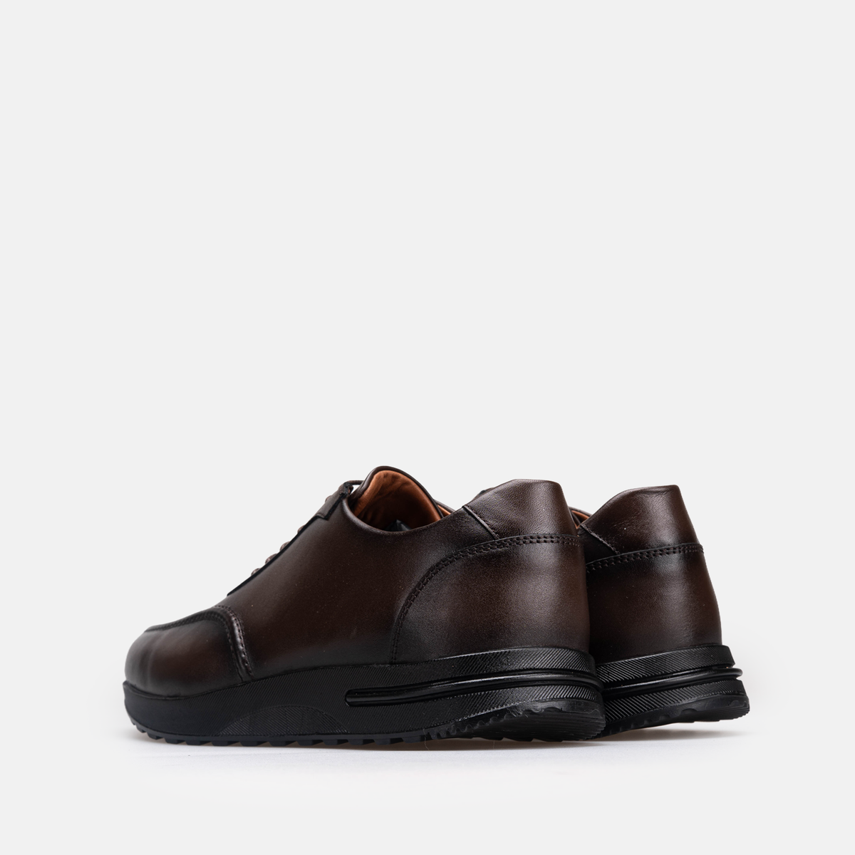 Volzak 5526 basket en cuir Marron