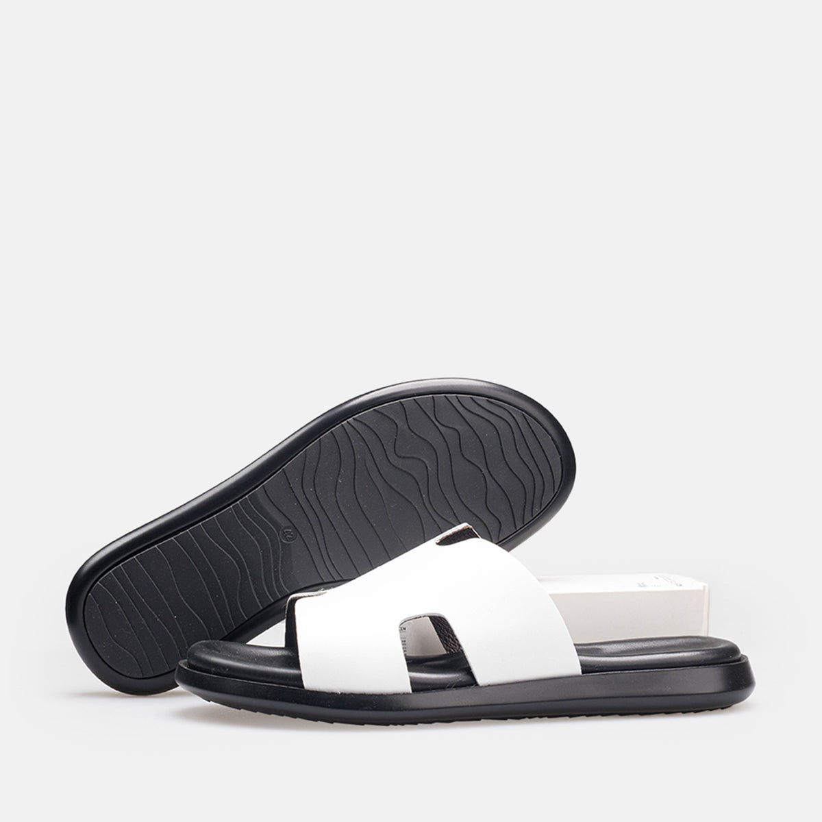 Volzak 5405 Sandale en cuir Blanc