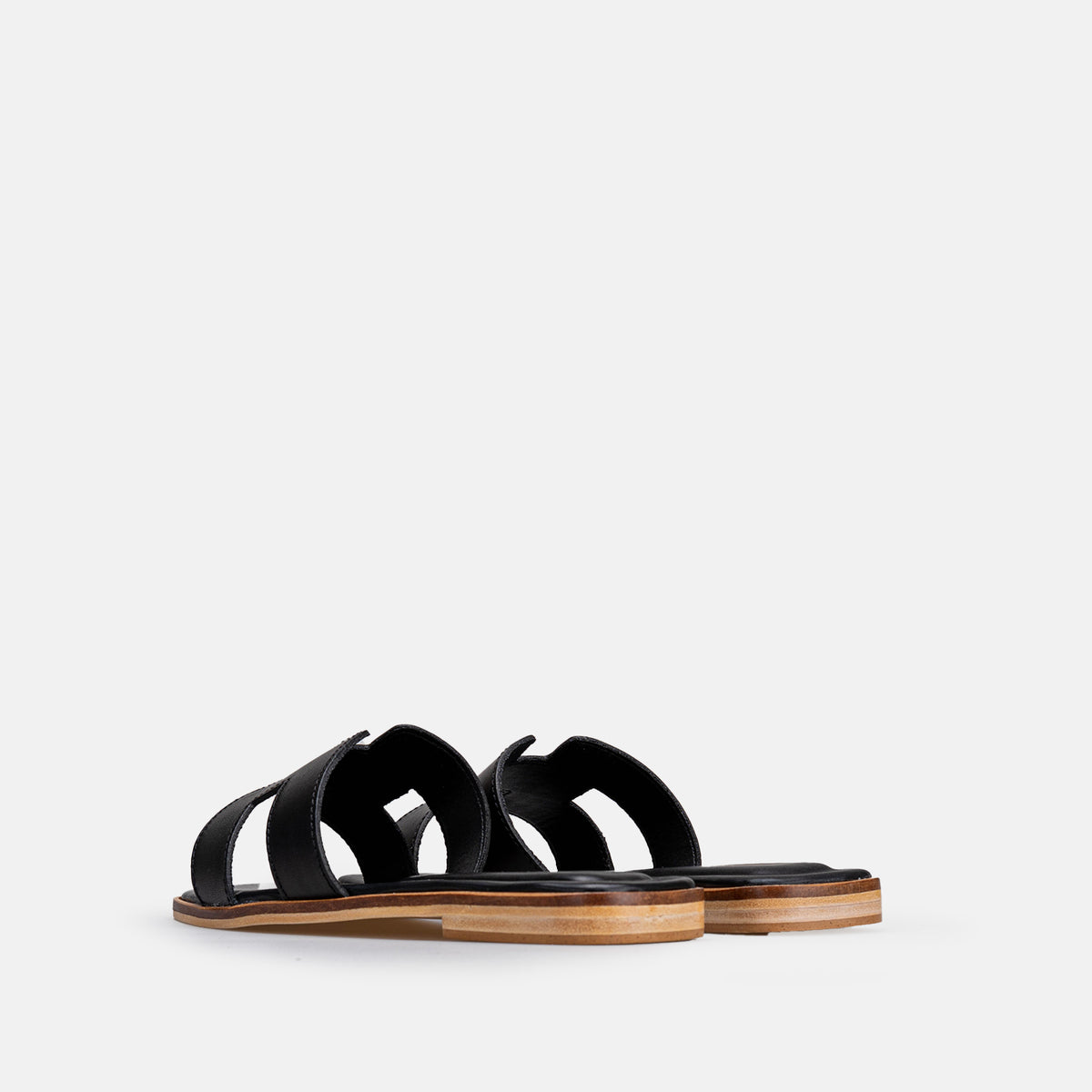 Volzak 900 Sandale en cuir Noir